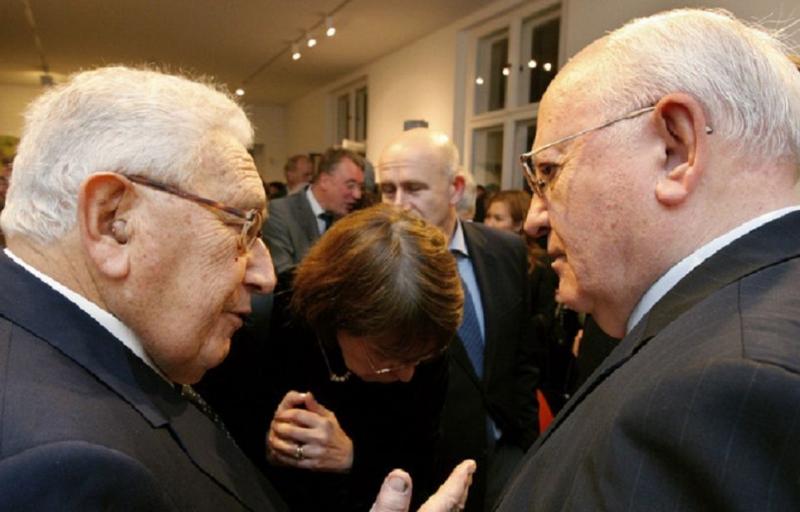 H. Kissingeris apgailestauja dėl neįgyvendintos M. Gorbačiovo vizijos
