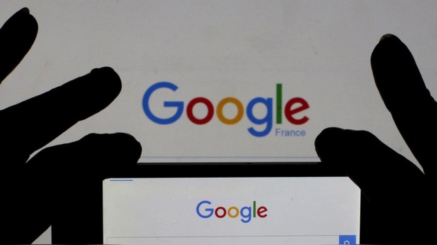 Independent: JAV norėjo nuversti Asadą su Google pagalba