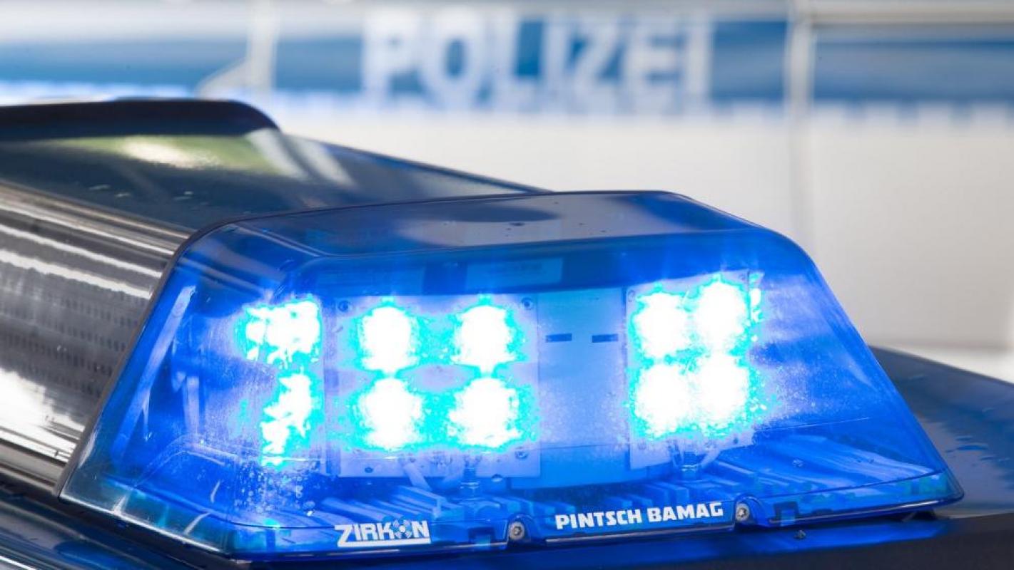 Vokietijos Düren mieste imigrantai turkai užpuolė ir sužeidė 11 policininkų