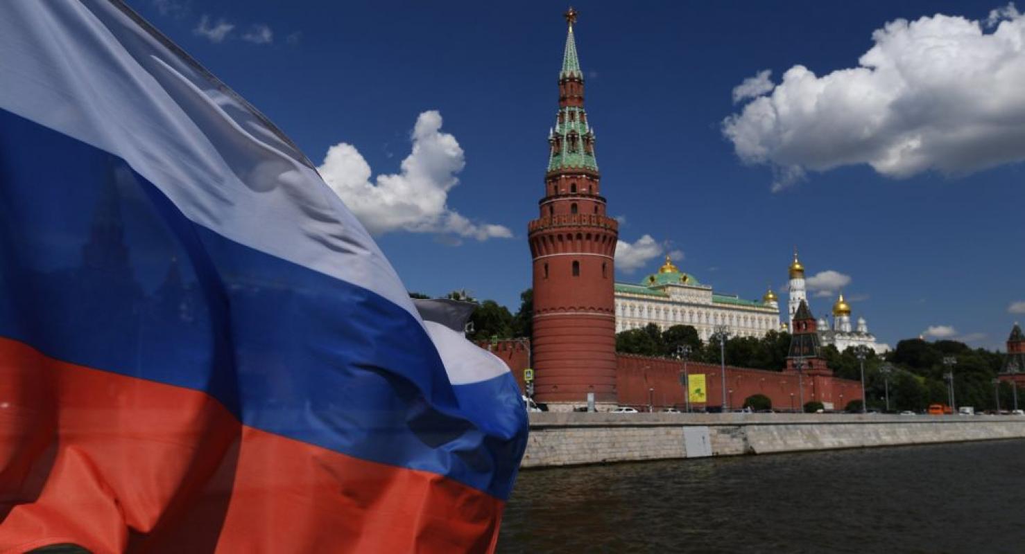 Kremlius atsakė į JAV siekį pristatyti Rusiją kaip 
