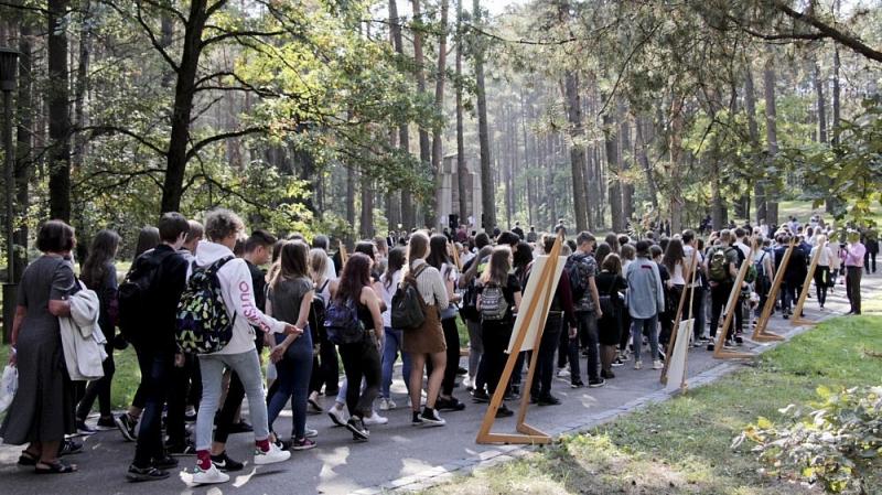 Didžiausia Lietuvoje masinių žudynių vieta Paneriuose naujai prabils lankytojams