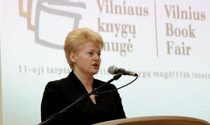Dalia Grybauskaitė sumalė į miltus Gitaną Nausėdą