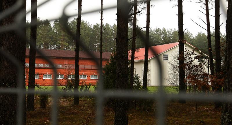 Ar Tarptautinis baudžiamasis teismas pasodins Adamkų dėl CŽV kalėjimo Lietuvoje? Tikėkimės