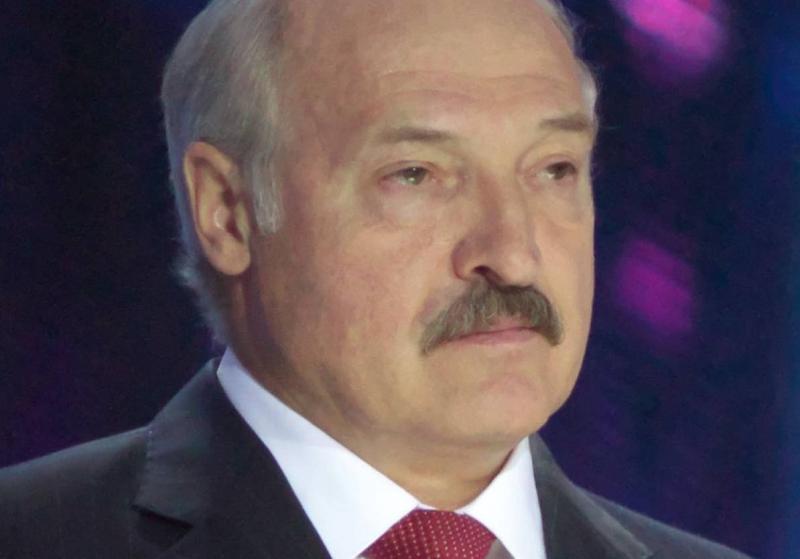 Lukašenka žiauriai nemandagiai įgėlė Nausėdai ir tujindamas jam pareiškė – užsiimk savo virusu