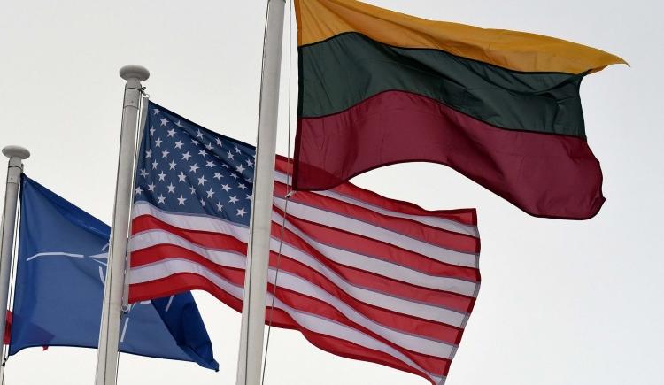 Į Lietuvą atvyksta JAV karo kurstytojai