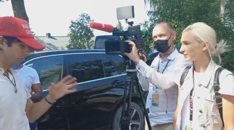 Iš Dieveniškių buvo išvaryta TV3 žurnalistė kartu su operatoriumi