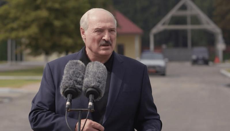 Lukašenka Lietuvai priminė, kad Vilnius ir Balstogė yra „baltarusiškos žemės“