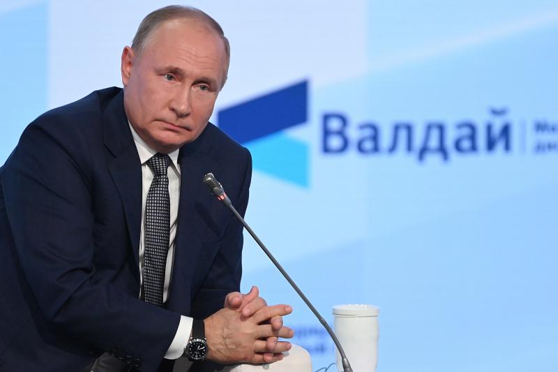 Vladimiras Putinas: tik suverenios valstybės yra pajėgios tinkamai atsakyti į laikmečio iššūkius