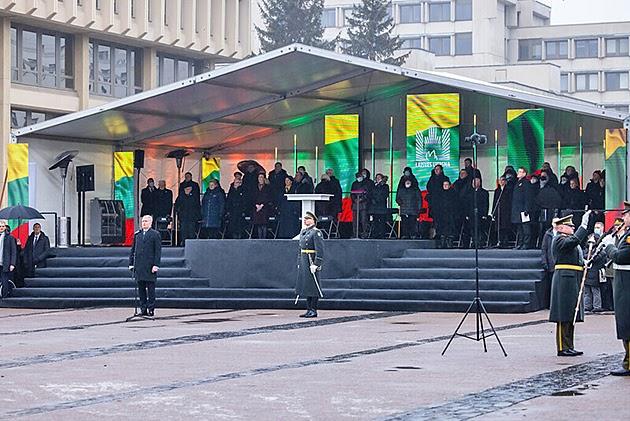 Valdžia importuoja slavus ir naikina lietuvių Tautą