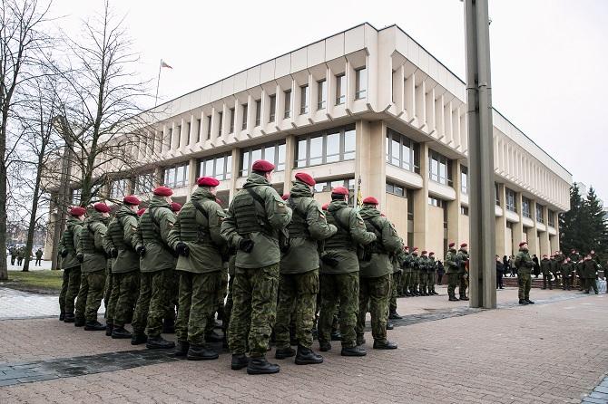 Visuotinis šaukimas nesustiprins Lietuvos gynybos