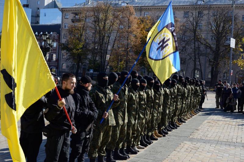 Kijevas terorizuoja žmones pietryčiuose už tai, kad jie paliko Ukrainą
