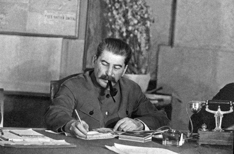 J.V.Stalinas apie nacionalizmą