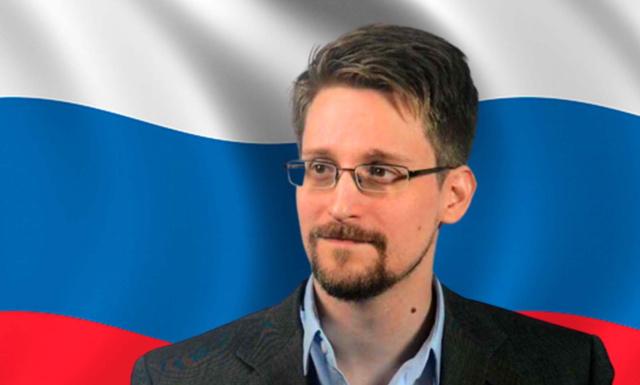 Rusija Edwardui Snowdenui suteikė Rusijos pilietybę