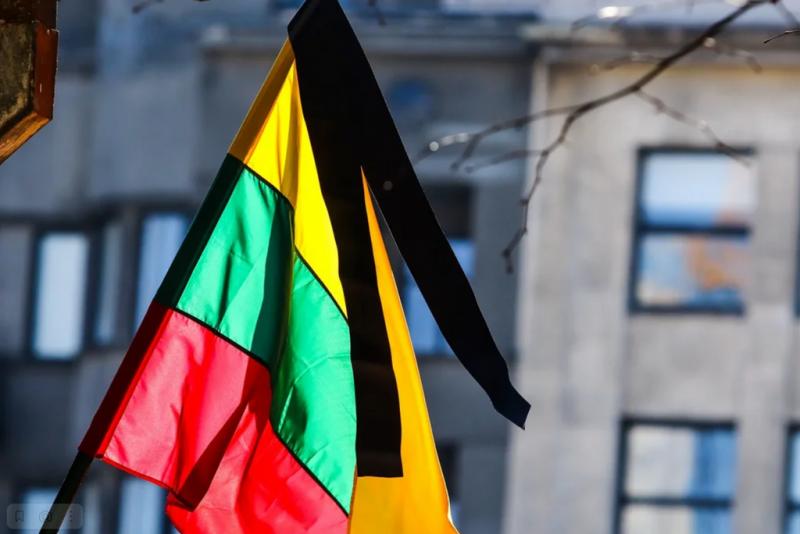 Neišgirstas šauksmas tyruose; arba  „Apie vieną kitą grėsmę Lietuvai” ir kodėl Lietuvai 