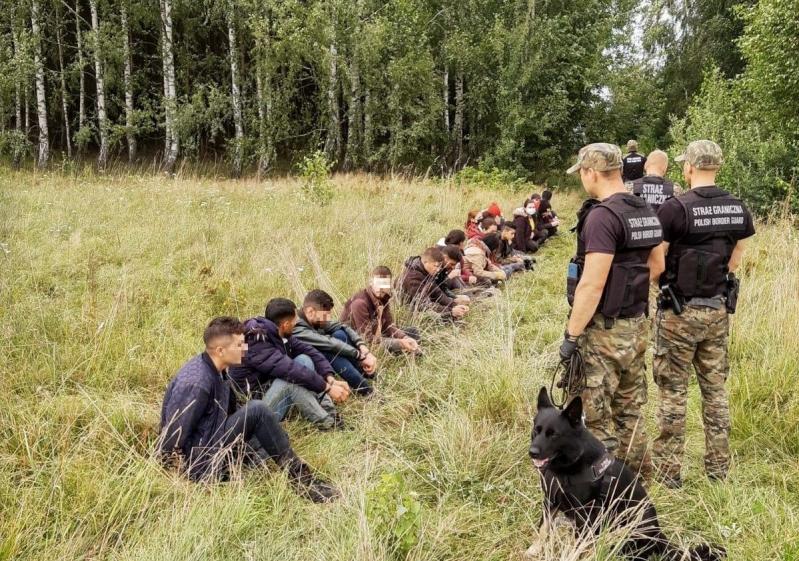 Baltarusijos Respublikos Tyrimo komitetas: pasienio zonoje rastas pabėgėlės merginos kūnas