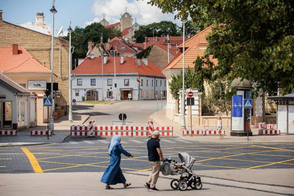 LRT, sąmokslo teorijos, debilai vakaroidai ir lietuviai