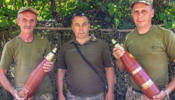 Ukrainos ginkluotųjų pajėgų agitatoriai apšaudydami Rusijos pozicijas lankstinukais, raginančiais pasiduoti, į nelaisvę pasidavė patys