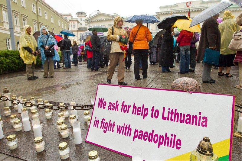 В Литве разгорается международный скандал из-за украинских детей сирот