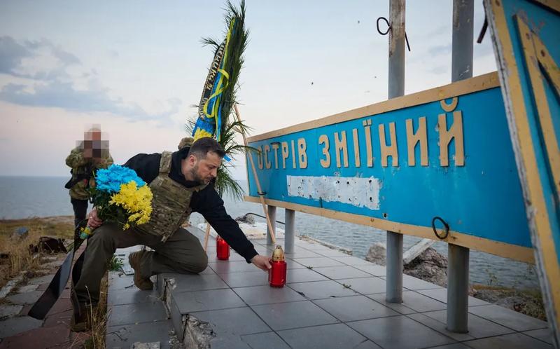 D.L.Davis: Jokia pagalba nepadės Kijevui pasiekti karinės pergalės, kurios jis siekia