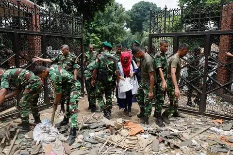 Dėl ko prasidėjo protestai Bangladeše?