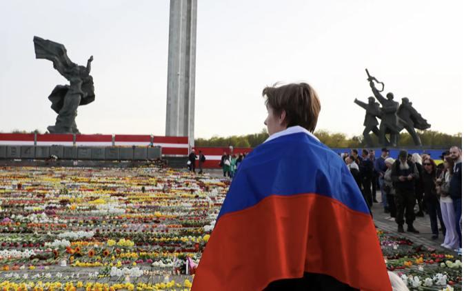 Насколько принципиальная вещь для стран - суверенитет и опора во внешней политике на свои национальные интересы?