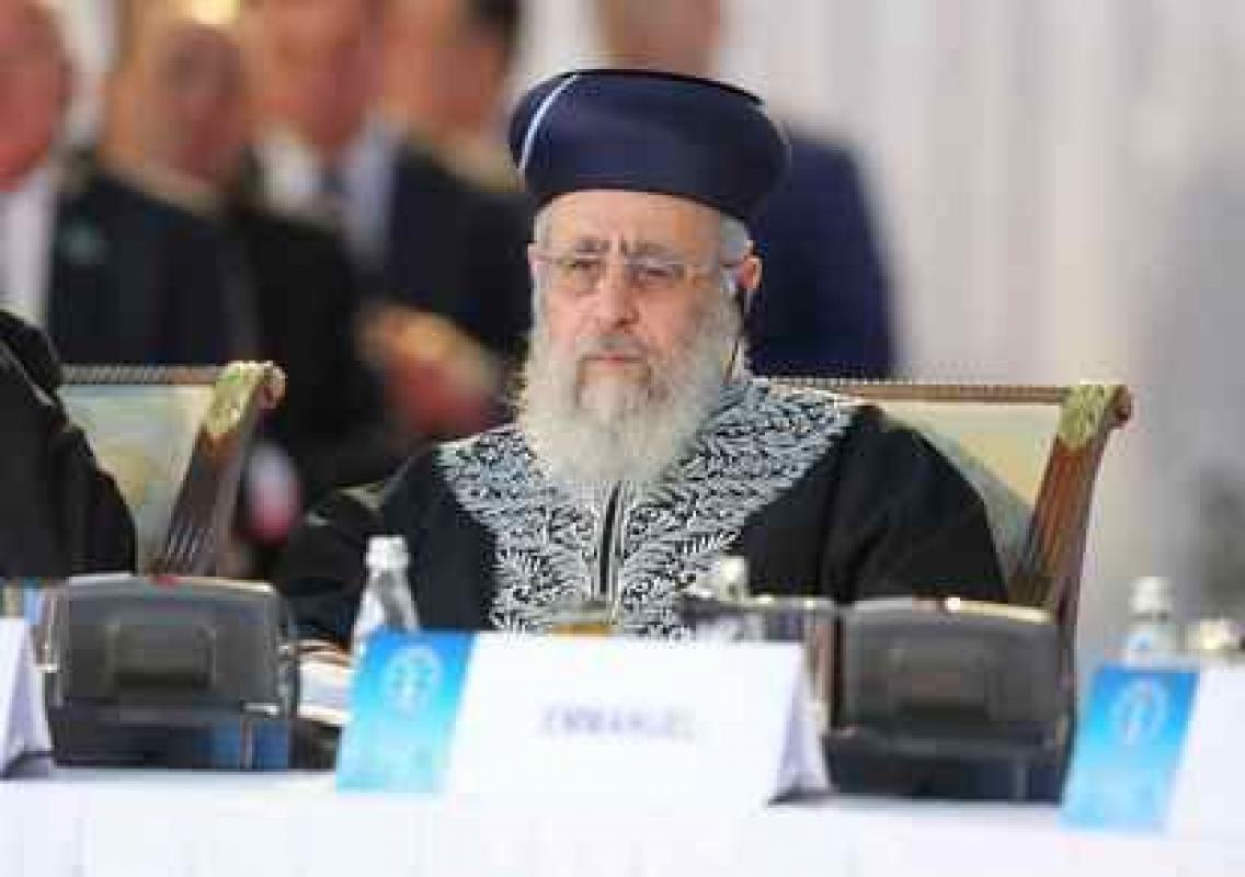 Vyriausias Izraelio rabinas: „Moterys armijoje? Tiktai kad plauti ir lyginti“