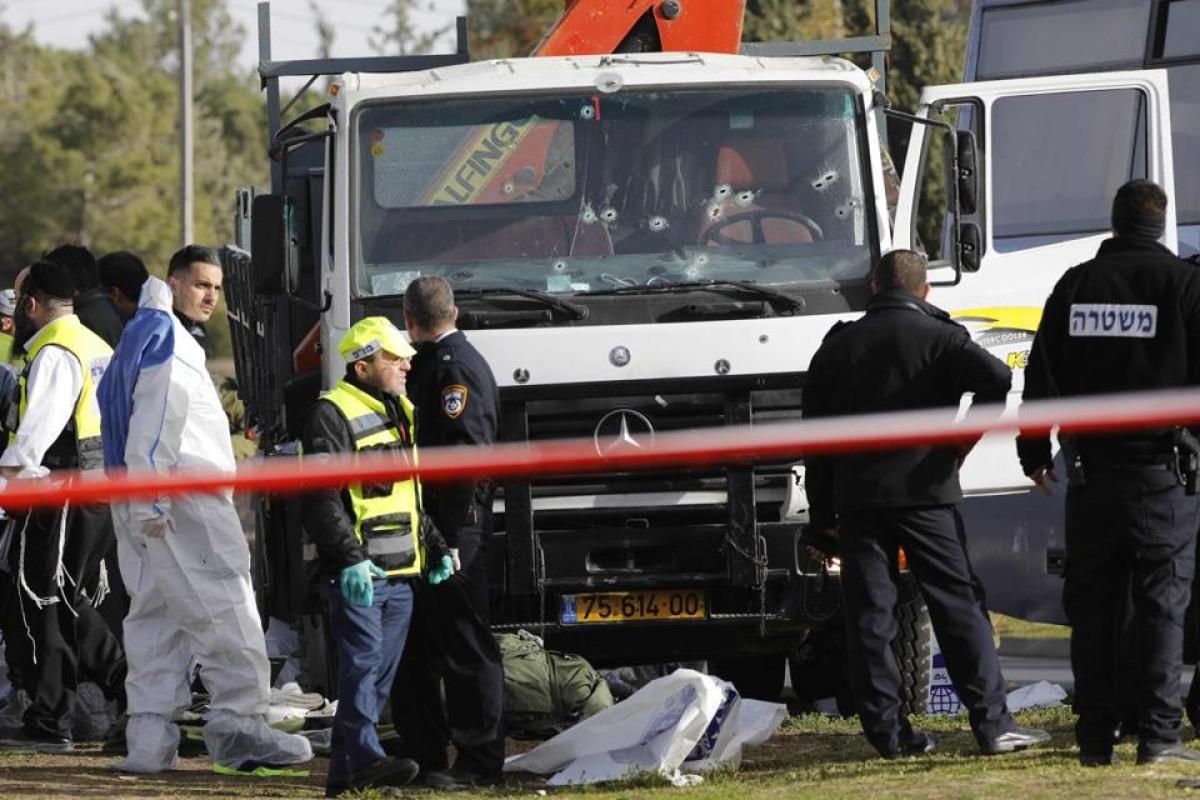 Ką Izraelyje sušaudytas sunkvežimis gali padėti suprasti apie sunkvežimį Nicoje?