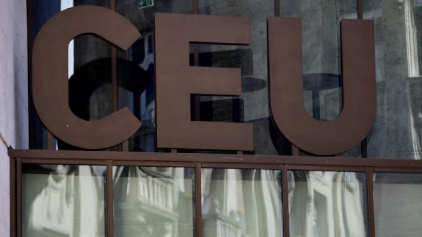 Europos komisija užsistojo už Sorošo universitetą Vengrijoje