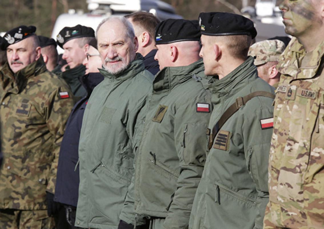 Lenkijos nacionalinės gynybos ministras A.Macerevič: Vokietija privalo išmokėti Lenkijai karines reparacijas