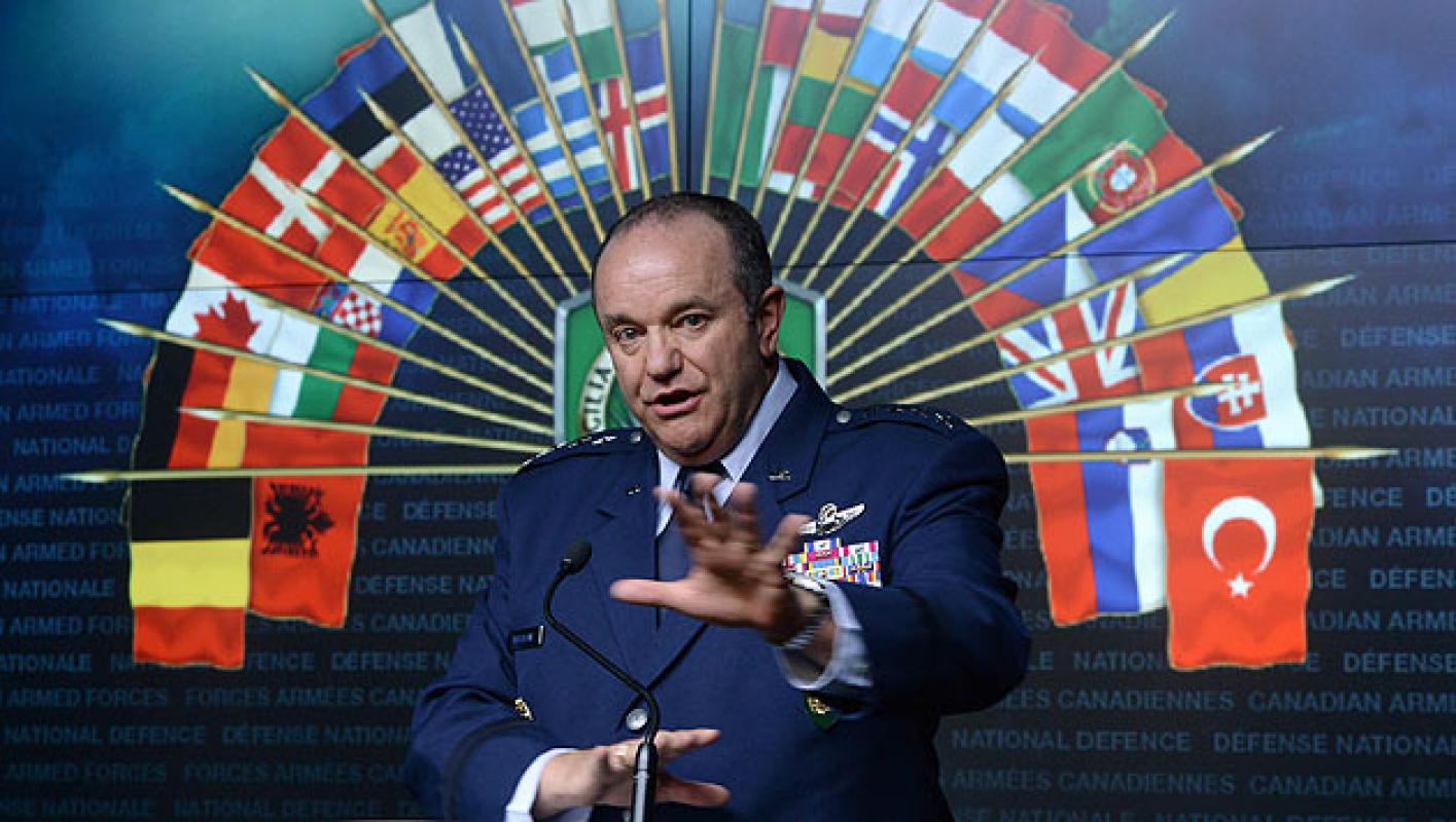 NATO kariuomenės vadas generolas Breedlove: migracija - Islamo valstybės karas prieš Europą