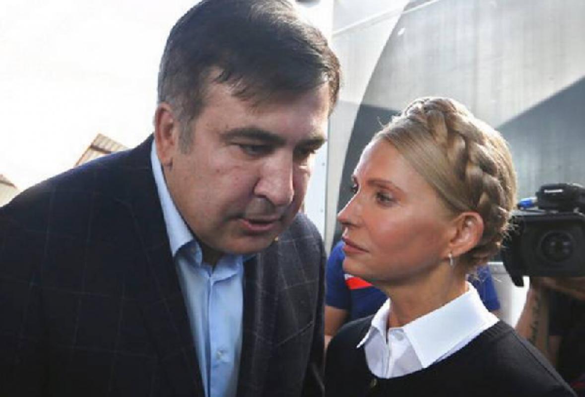 M. Saakašvilis veržėsi į Ukrainą (šalininkai pralaužė pasienio kordoną) ir prasiveržė!