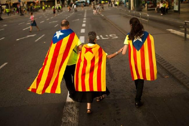 Ispanijos prokuratūra pradėjo 712 Katalonijos merų baudžiamąjį persekiojimą