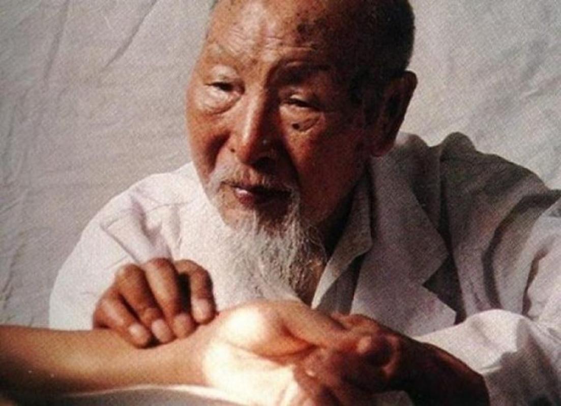 Kinų žolininkas atrado stebuklingo eliksyro paslaptį, kuris išgydo 9 ligas! Atstato kepenis, inkstus ir kasą!