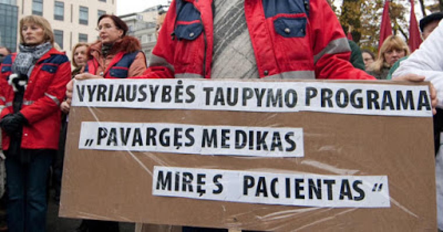 Medikų mitingas ir Lietuva: emigruoti reiškia pasiduoti