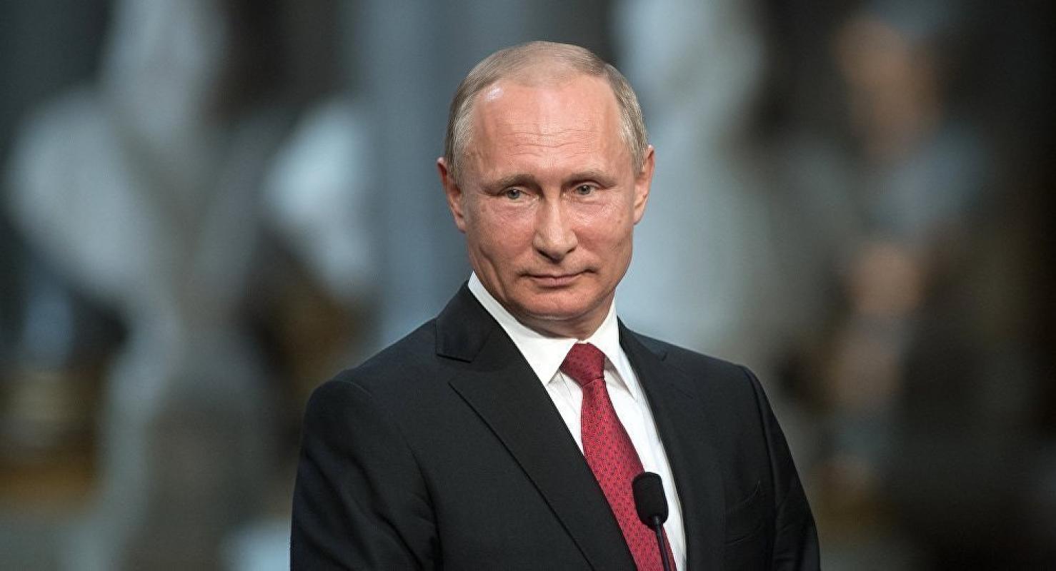 Putinas: JAV įžūliai apgavo Rusiją Ukrainos perversmo metu