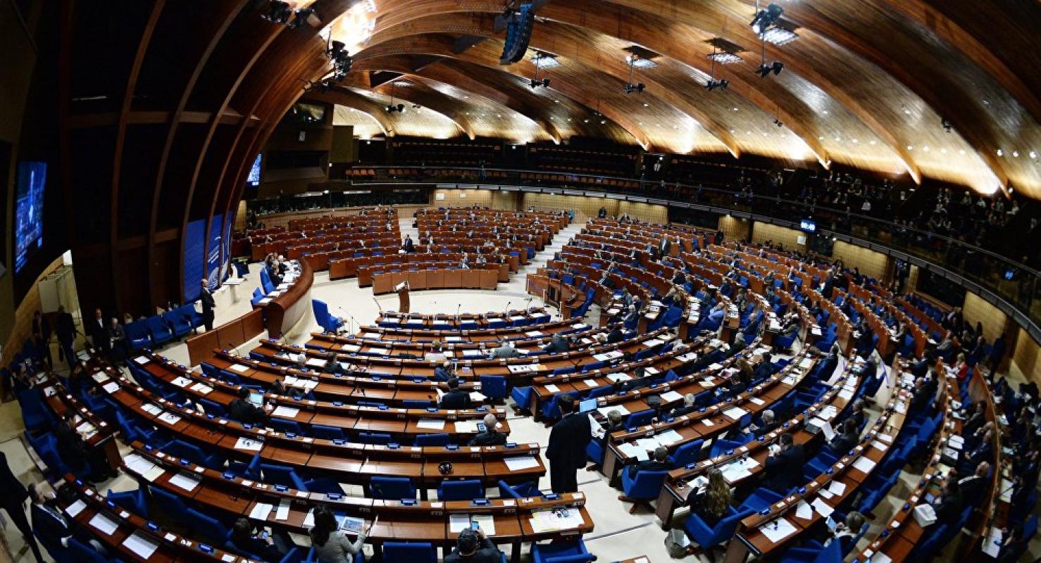 Patys muša - patys verkia: Europos Tarybos parlamentinė asamblėja pripažino, kad patiria sunkumų be Rusijos įmokų