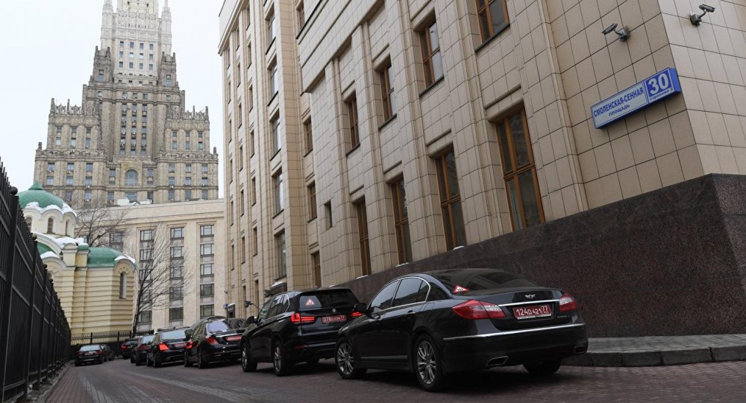 Rusijos URM papasakojo apie pagrindinį Vakarų tikslą Maskvos atžvilgiu