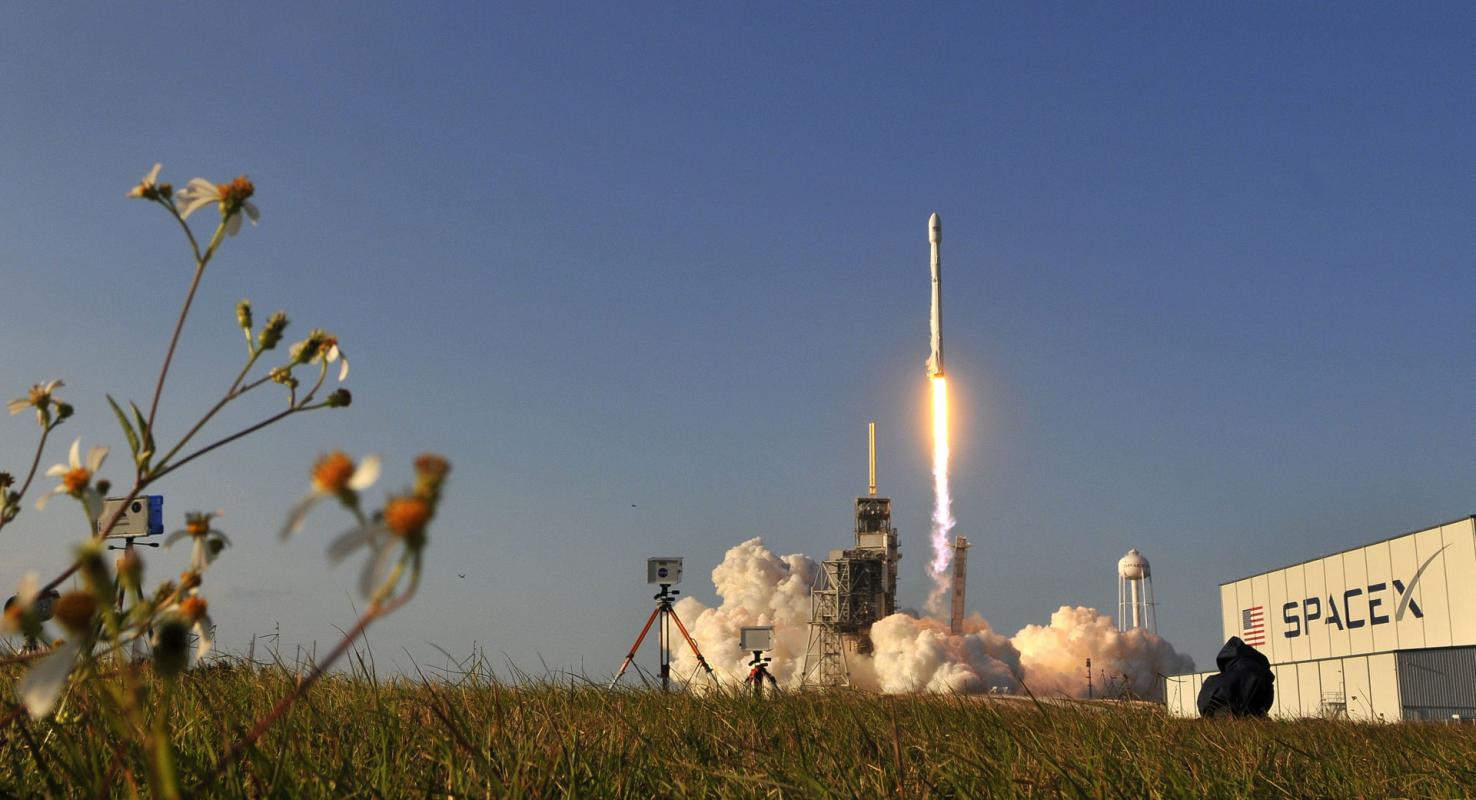Rusijos kosmoso pramonė pasidavė: varžytis su „SpaceX“ net nebebandys