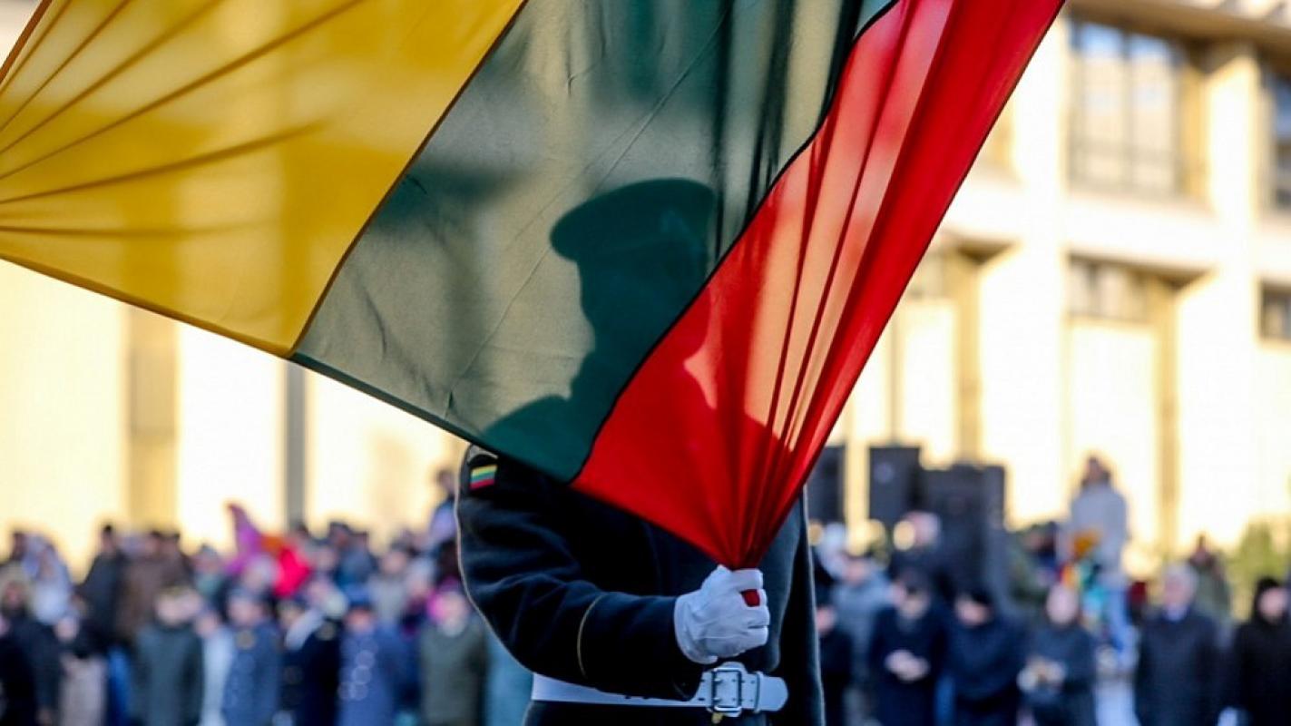 Lietuvos valstybės vėliavai – 100 metų