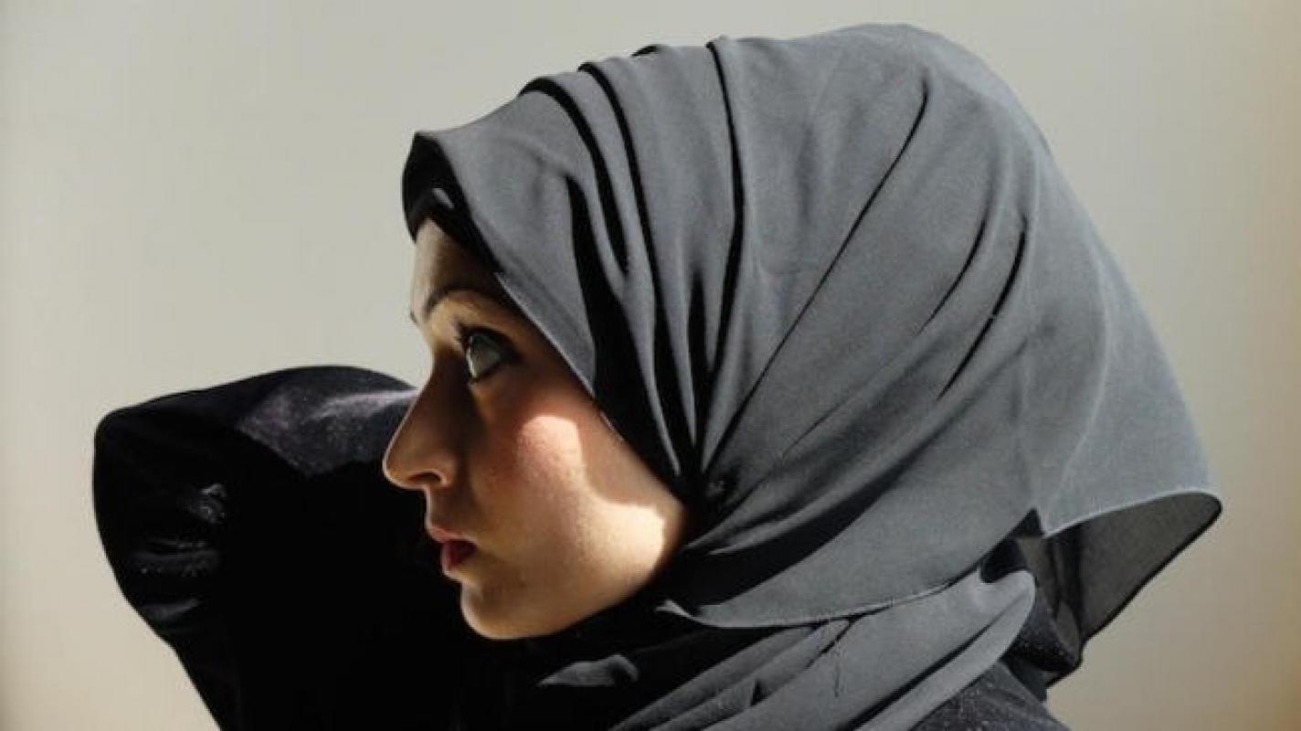 Vokietijos teismas uždraudė mokytojai mokykloje dėvėti hidžabą