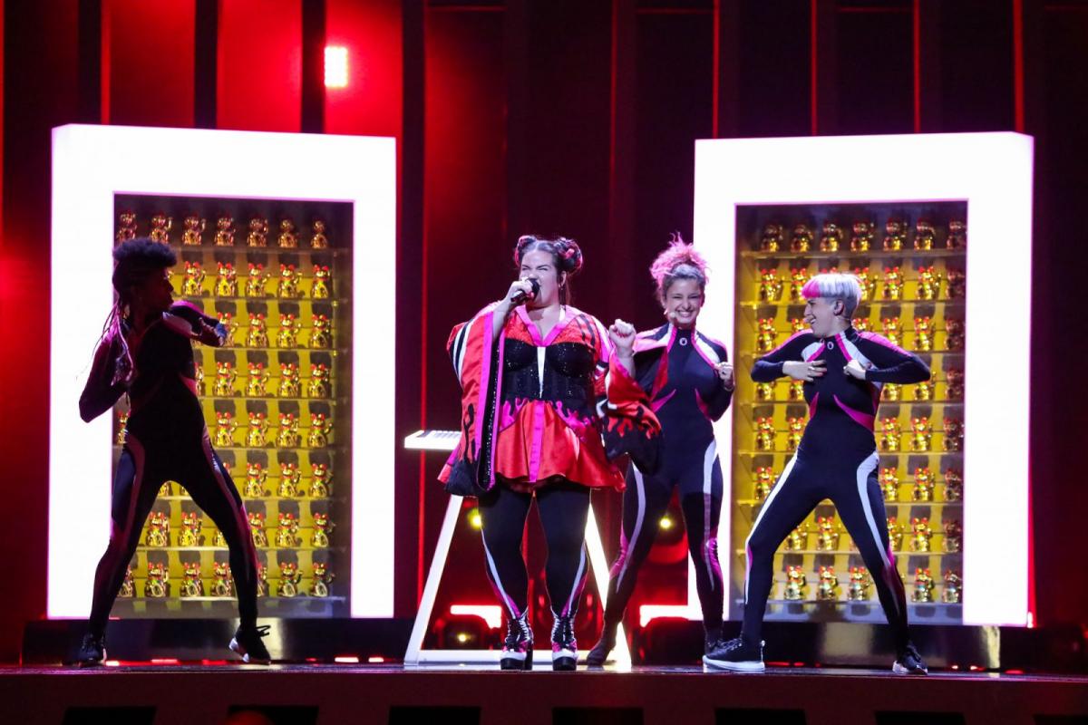 Izraelis laimėjo „Euroviziją“ su #MeToo judėjimo įkvėpta daina