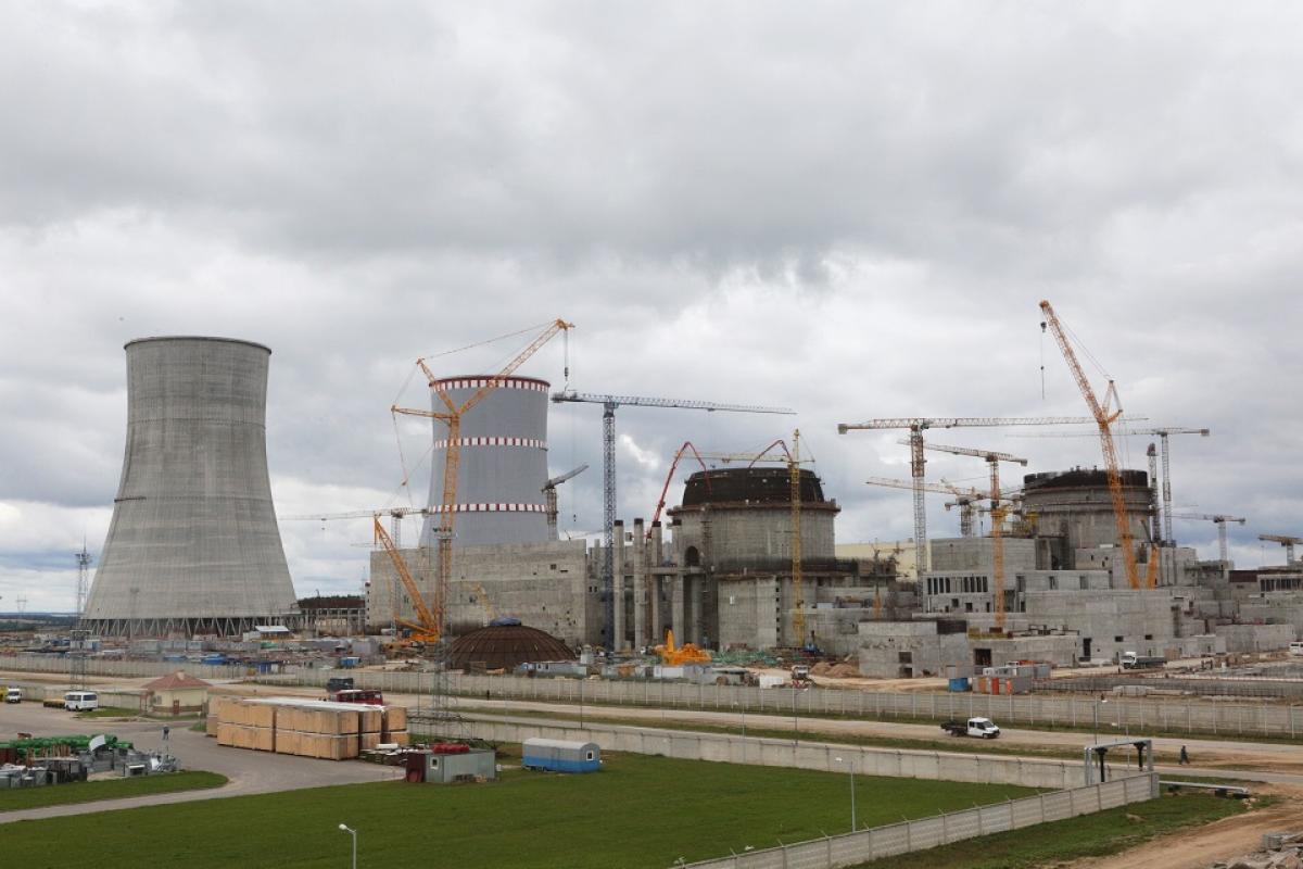 Pasirašyta „Astravo AE“ branduolinio kuro tiekimo sutartis, pirmasis blokas bus paleistas 2019 metais
