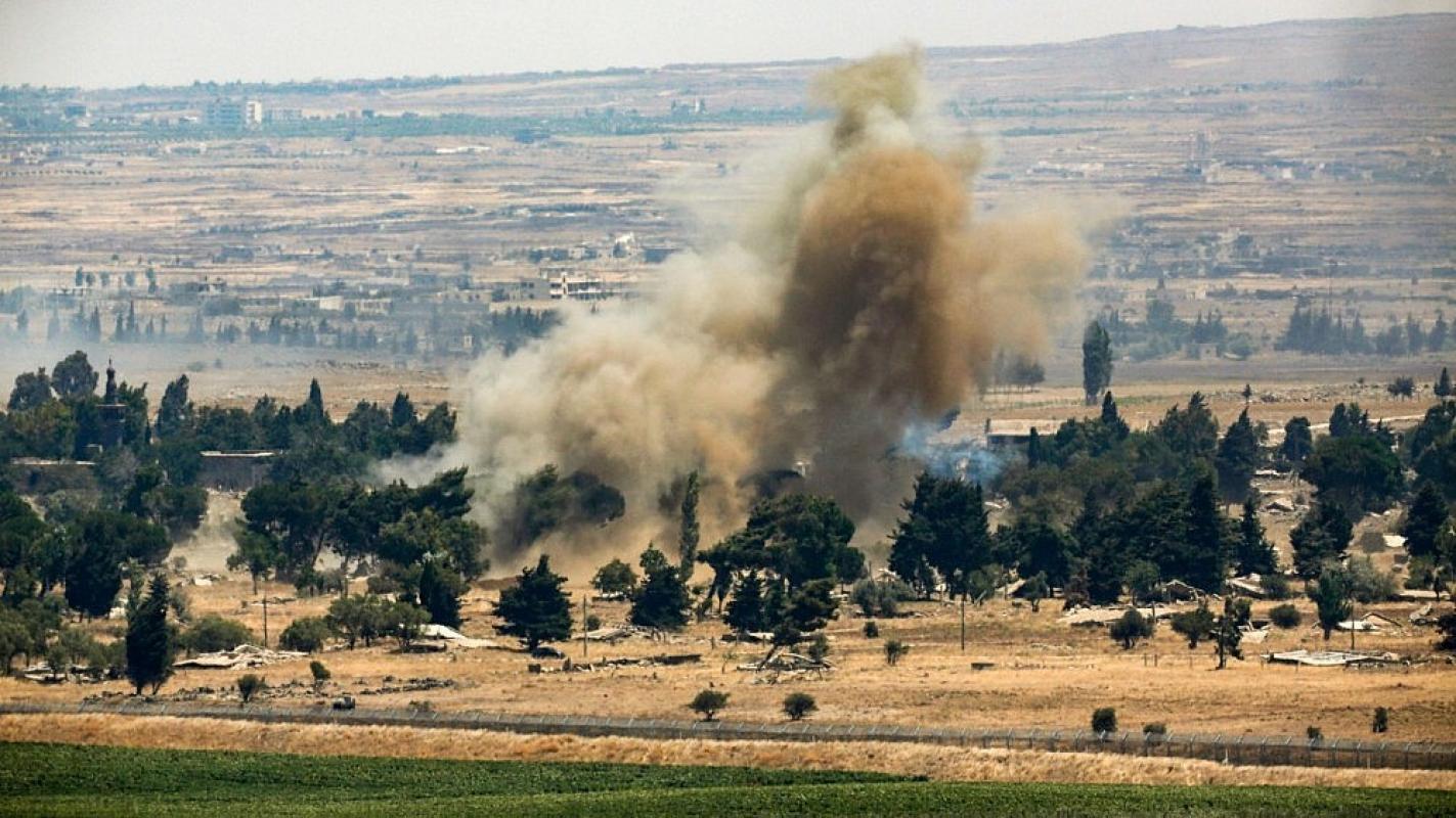 Sirų žiniasklaida: Izraelio oro pajėgos smogė Sirijos kariuomenės pozicijoms